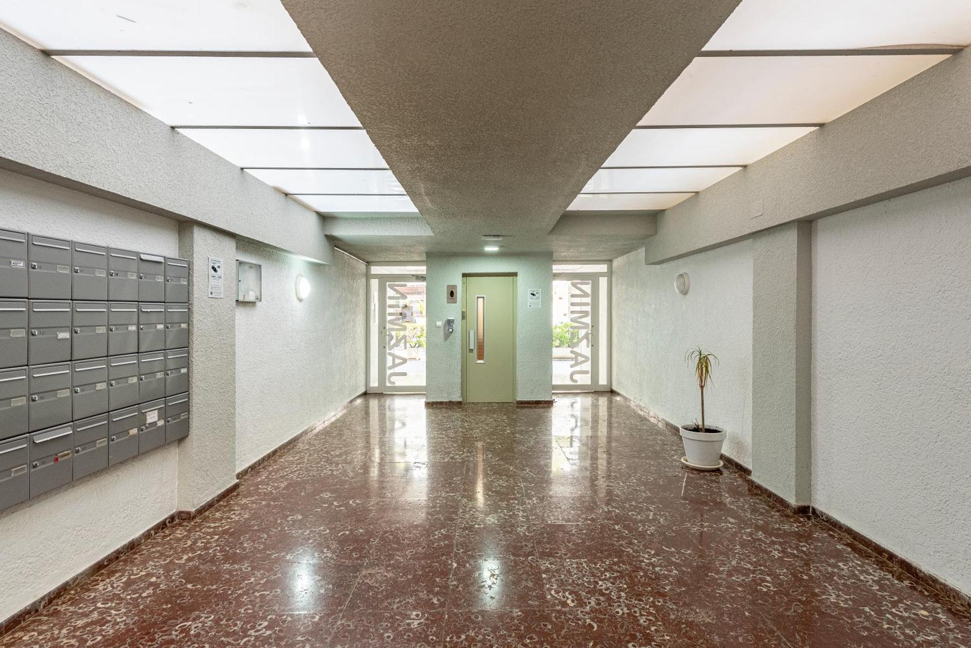 Andavar Salou Buitenkant foto